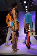 Model walk the ramp for Sanonya Garg Talent Box show at Lakme Fashion Week Day 2 on 4th Aug 2012 (35).JPG